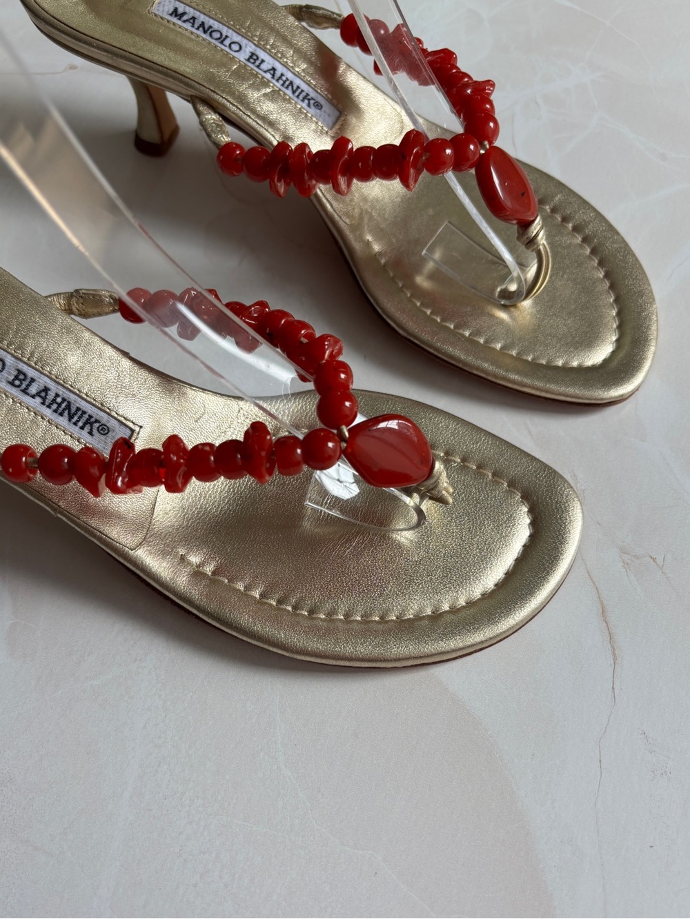 vintage Y2K Manolo Blahnik gold red beaded thong kitten heel - Picture 7 of 10